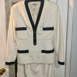 Chanel boutique skirt suit camellia